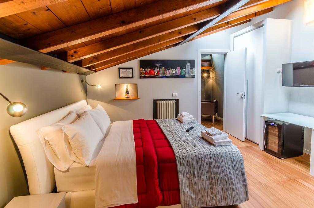 Duomo Guesthouse Piacenza Rum bild