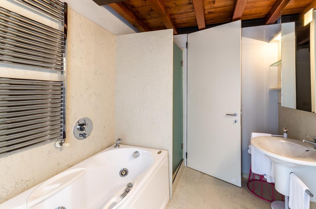 Duomo Guesthouse Piacenza Rum bild